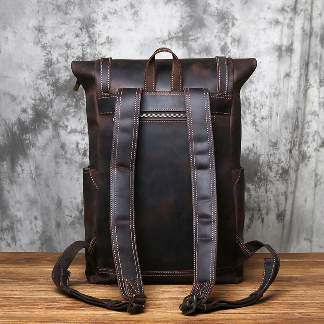 Costas e alcas da mochila masculina de couro Crazy Horse vintage castanho escuro BAGAGEM VIP