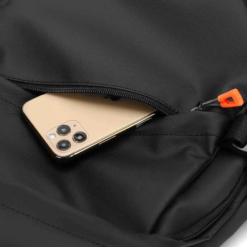 Mochila masculina de luxo de alta qualidade TripVault Black (Cópia)