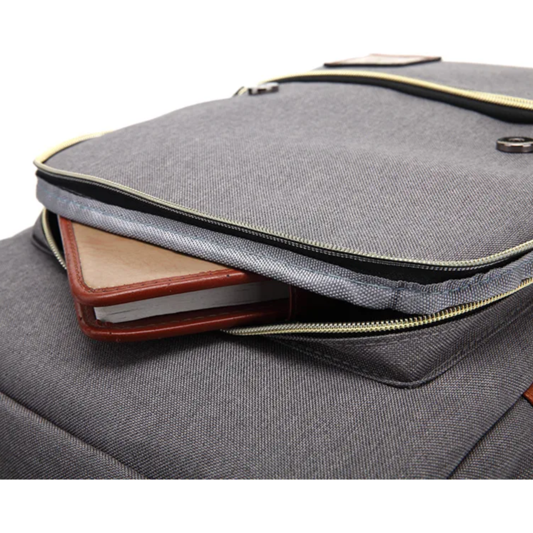 Mochila Masculina CanvasCraft – Lona Premium