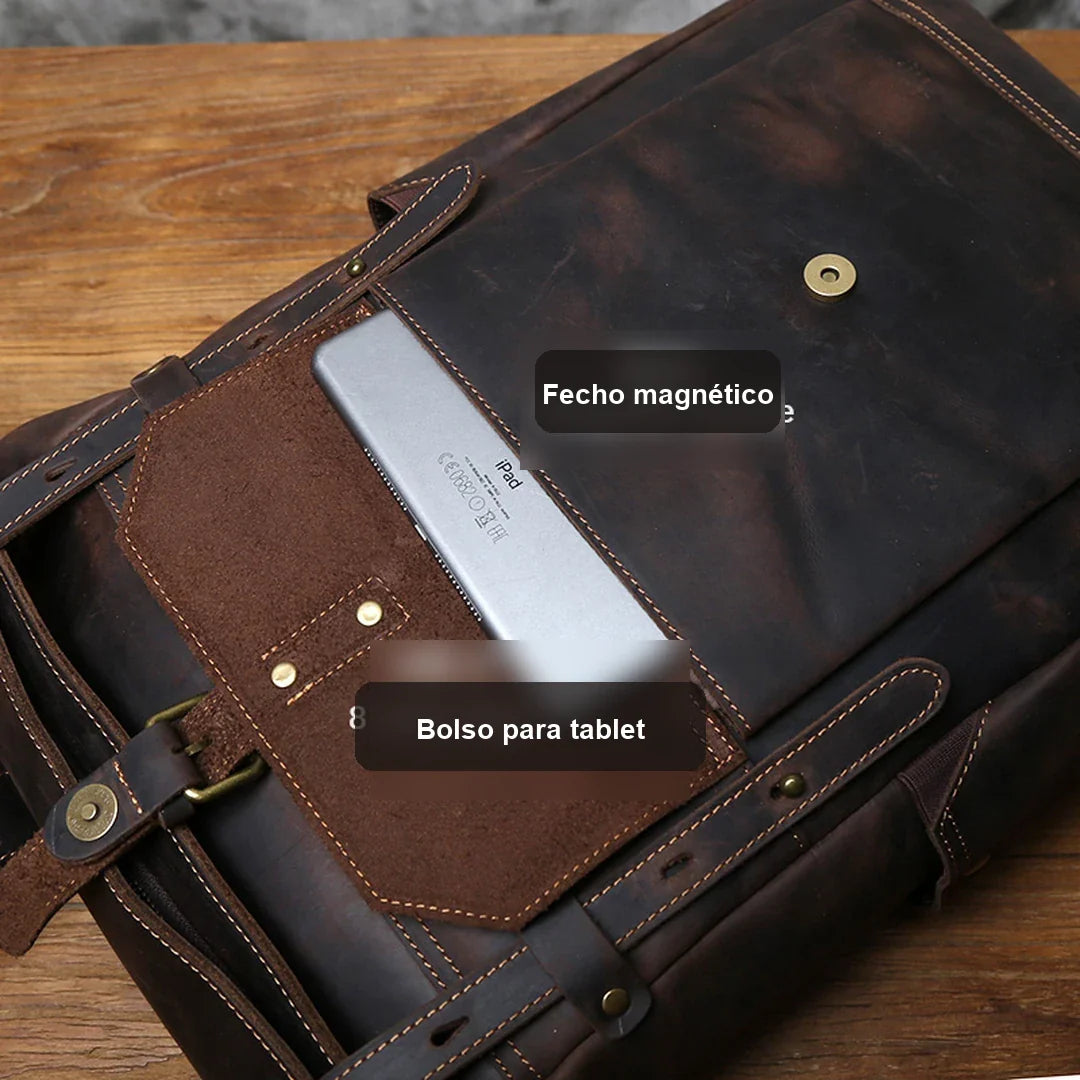 Fecho magnetico e bolso para tablet da mochila masculina de couro Crazy Horse BAGAGEM VIP