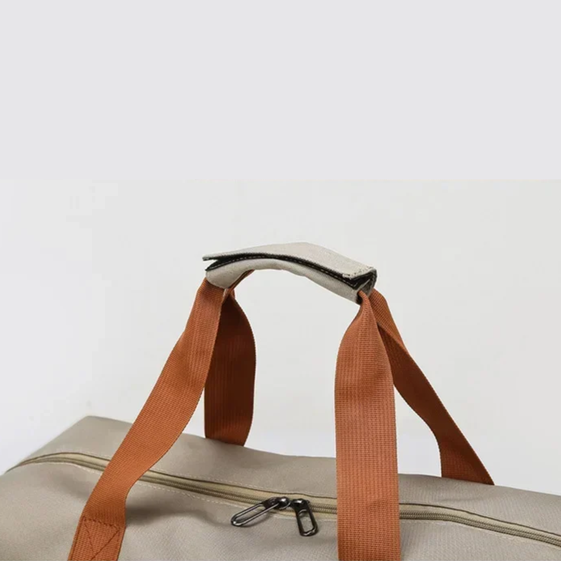 Bolsa feminina UltraPack bege ideal para academia com compartimento para tênis