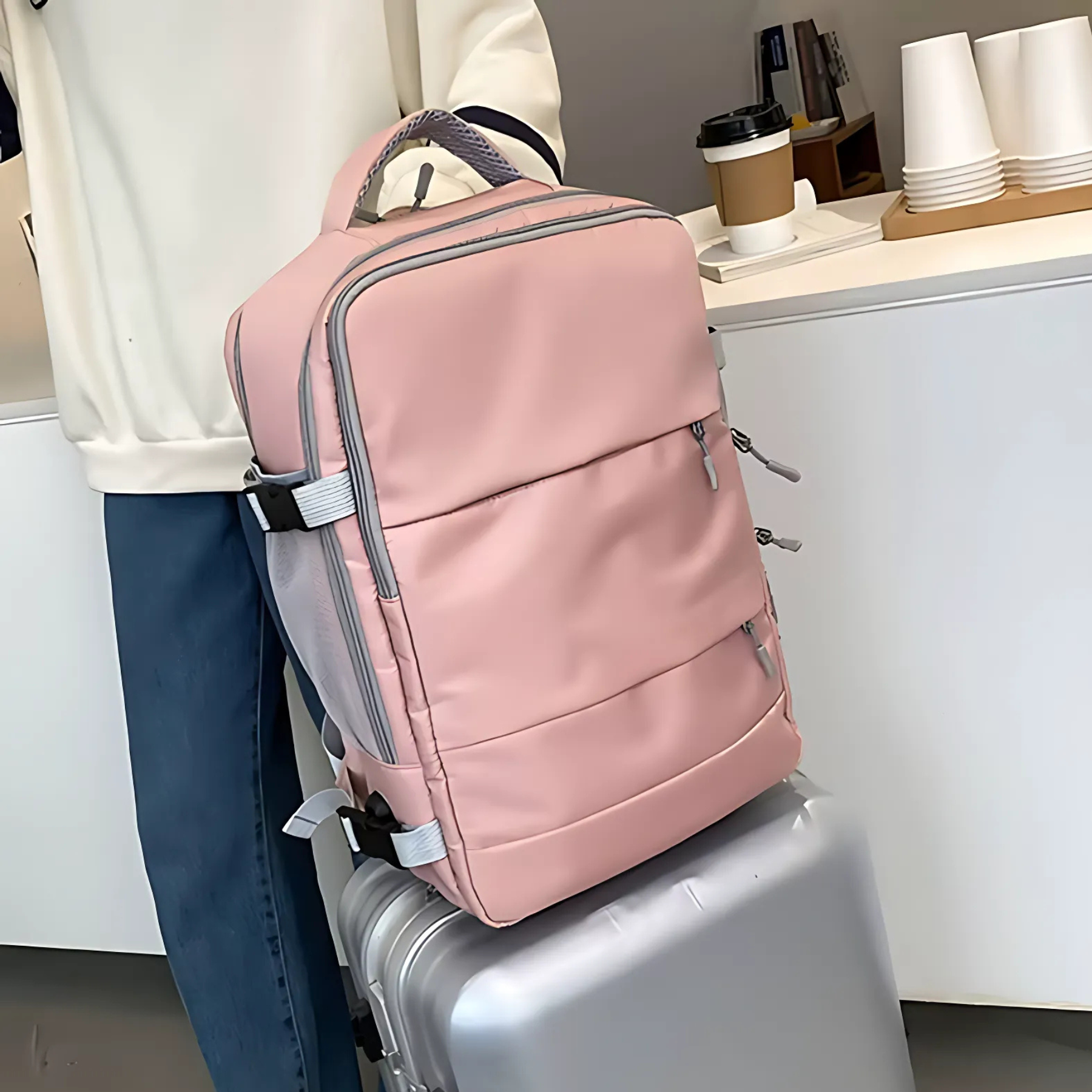 Mochila de Viagem Feminina Rosa TravelDream: Estilo e Conforto para Suas Aventuras