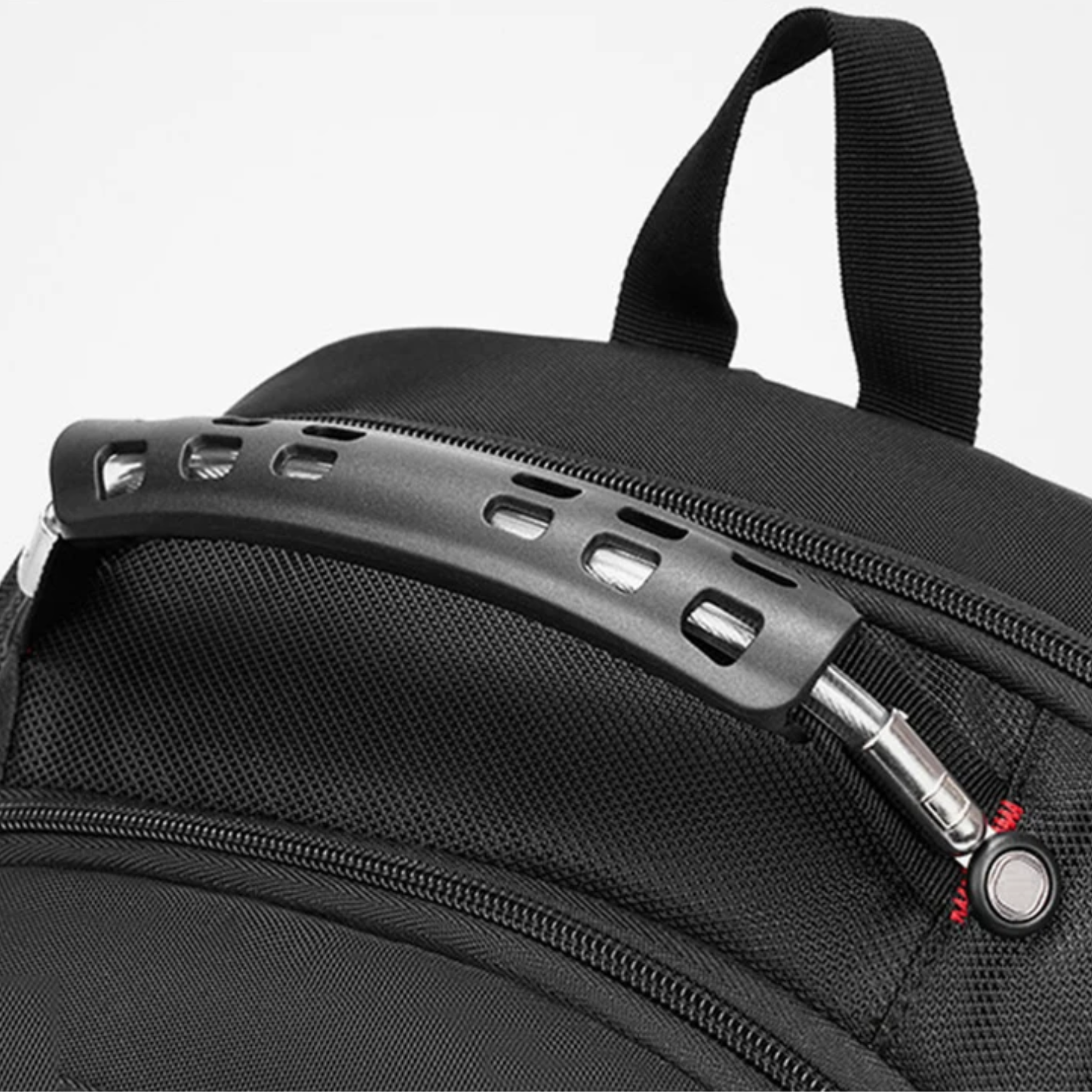 Alça acolchoada e respirável da Mochila Masculina Preta NimbusPack