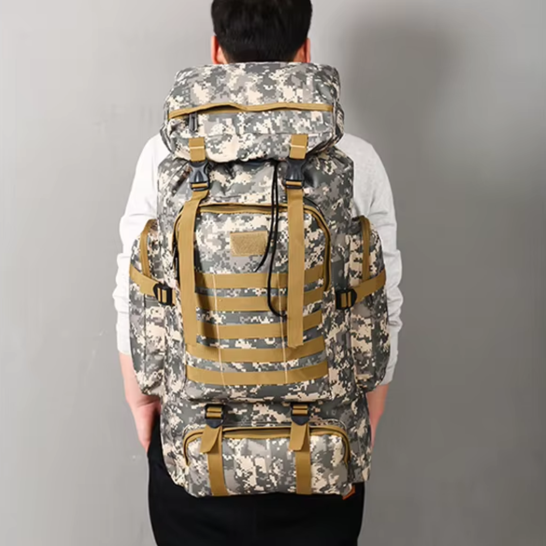 Compartimento inferior separate para calçados mochila TrekMaster