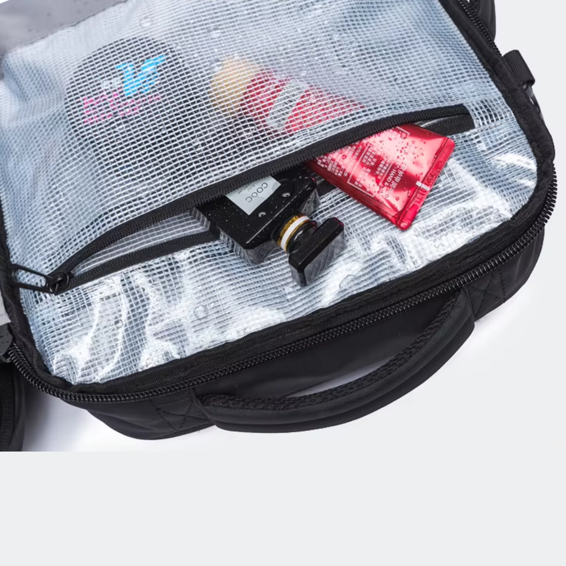 Divisórias internas da mochila TechVoyager Pro preta 45L para acessórios