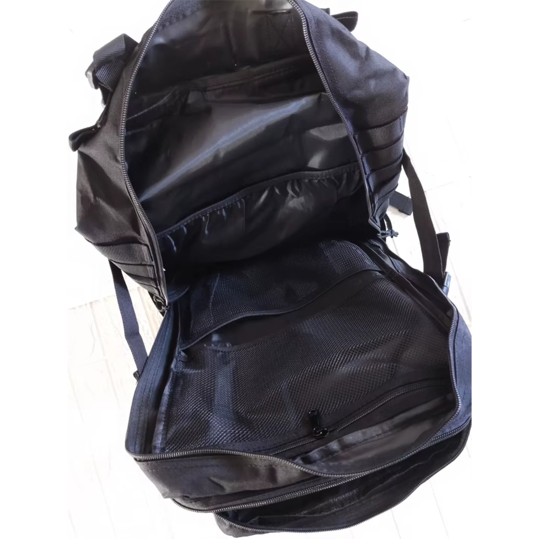 Mochila Tática Militar Impermeável 50L – TactiGear Max Masculina