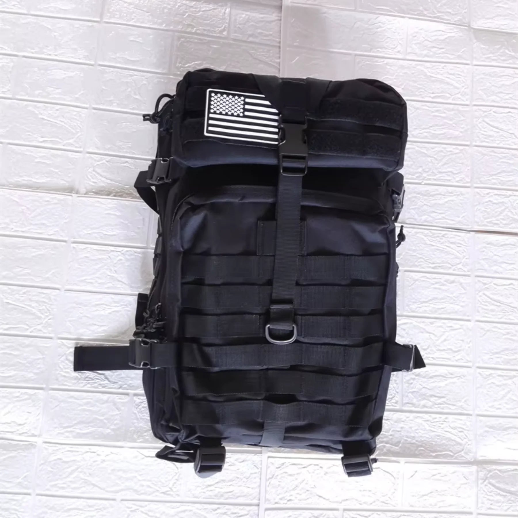 Mochila Tática Militar Impermeável 50L – TactiGear Max Masculina