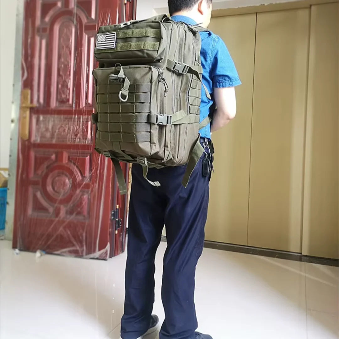 Mochila Tática Militar Impermeável 50L – TactiGear Max Masculina