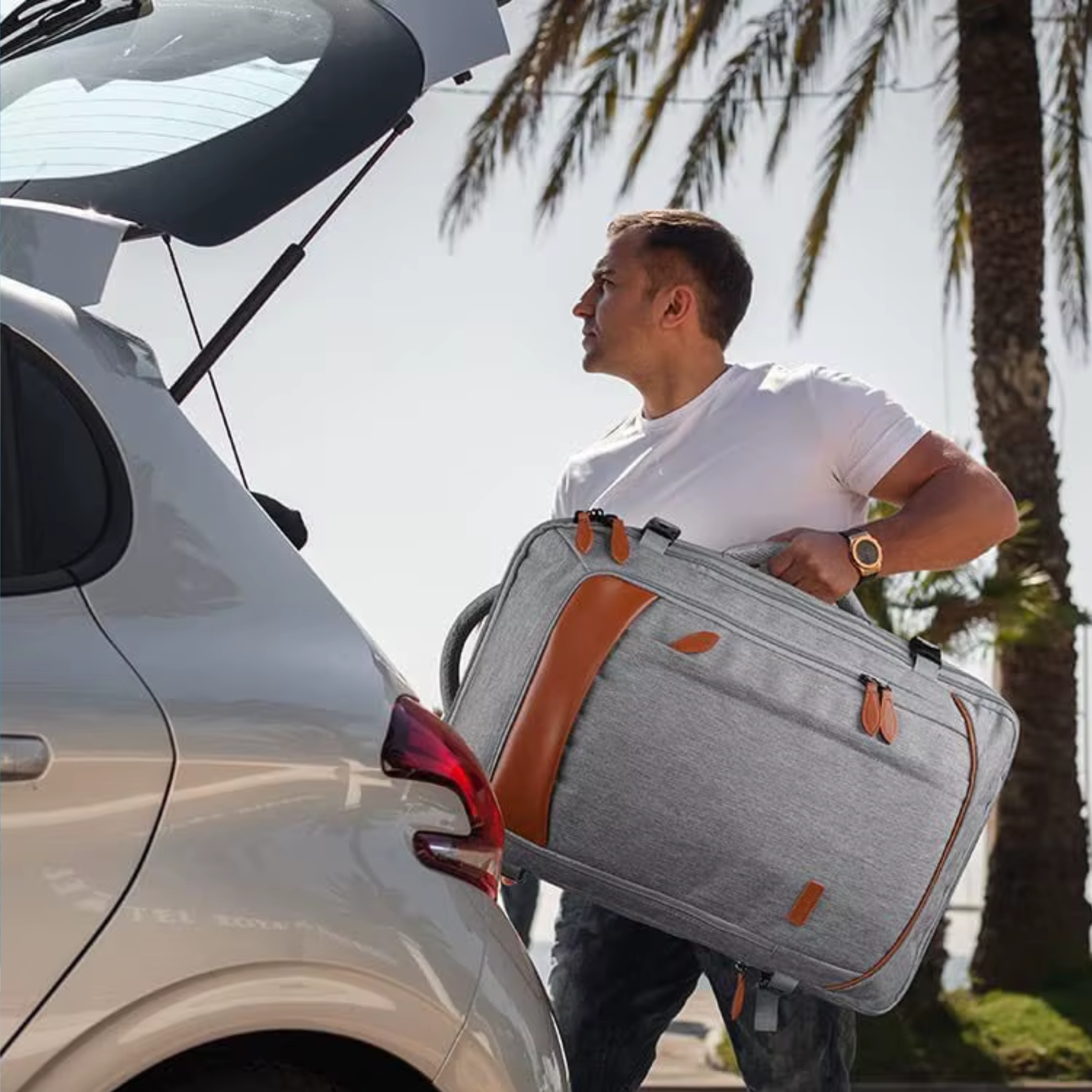 Mochila masculina cinza antifurto com bolso traseiro oculto seguro
