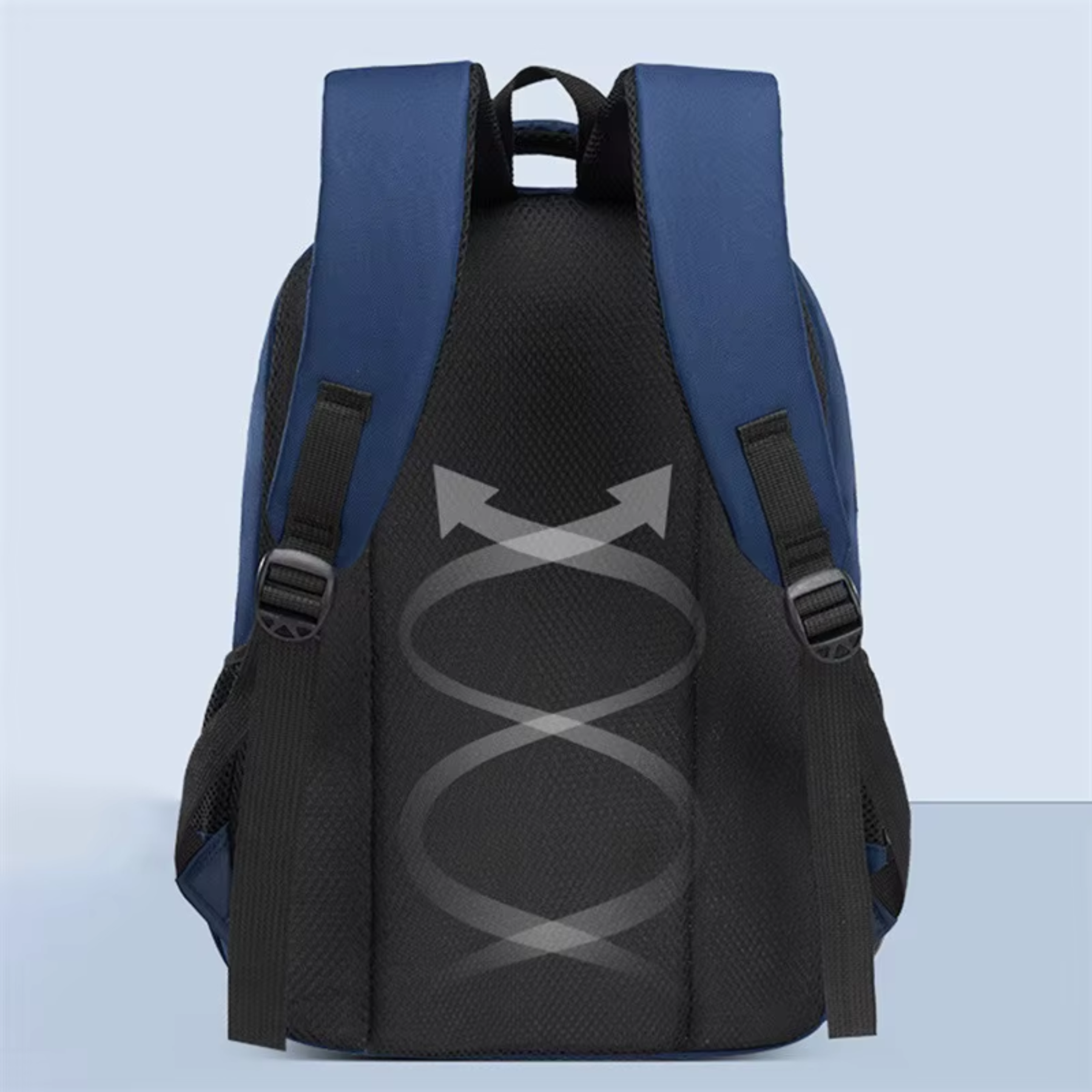 Mochila escolar azul com compartimento principal espaçoso