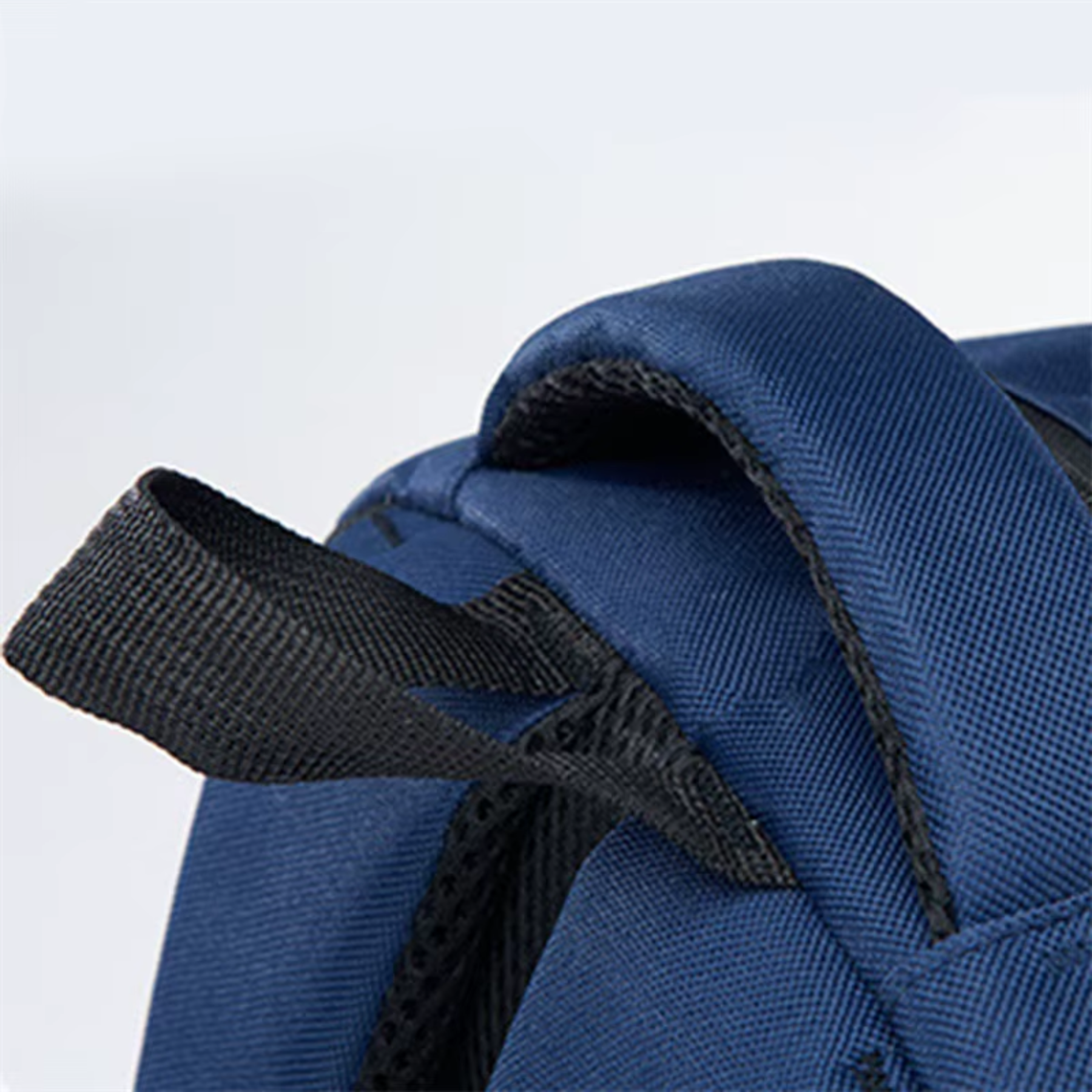 Mochila escolar azul leve e durável para uso escolar diário